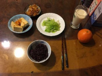 簞食瓢飲在陋巷 simple food with rice
