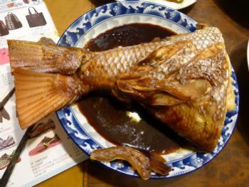 洪醫師帶了50年的便當