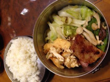 洪醫師帶了50年的便當