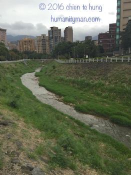 2014年11月15日天母磺溪近立冬